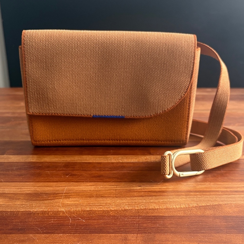 Rothy’s The Belt Bag, orange, like new